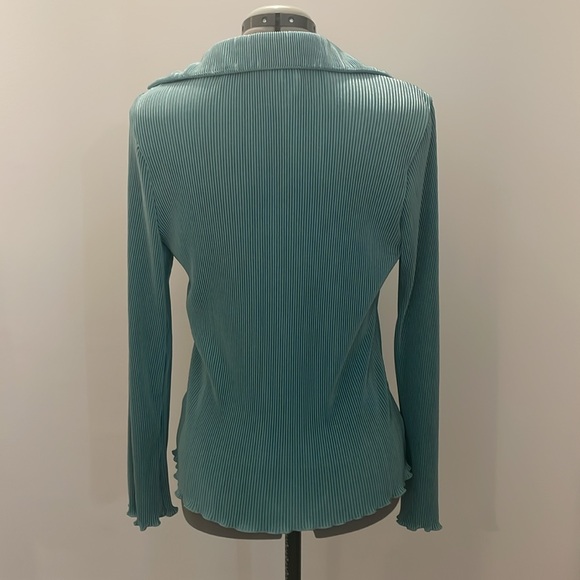 Anthropologie Dolan Lettuce Hem Button Down Top green blue Size Medium - Picture 7 of 9